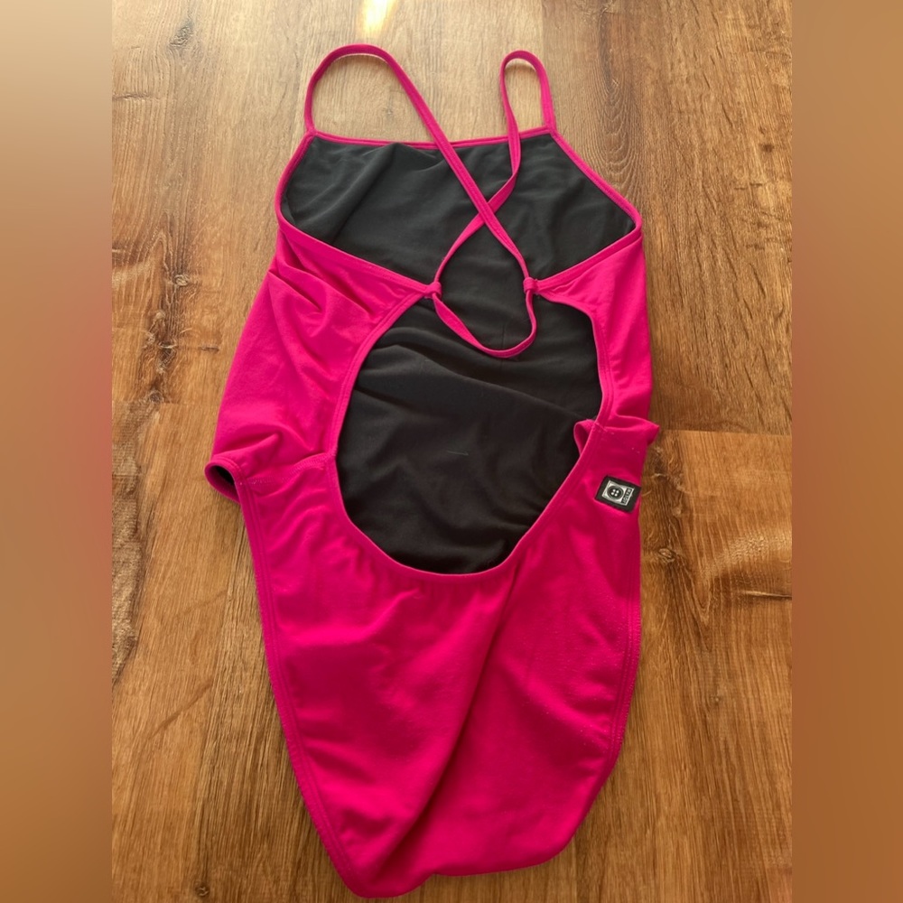 Jolyn Brandon 2 one piece dragonfruit swimsuit size 34
